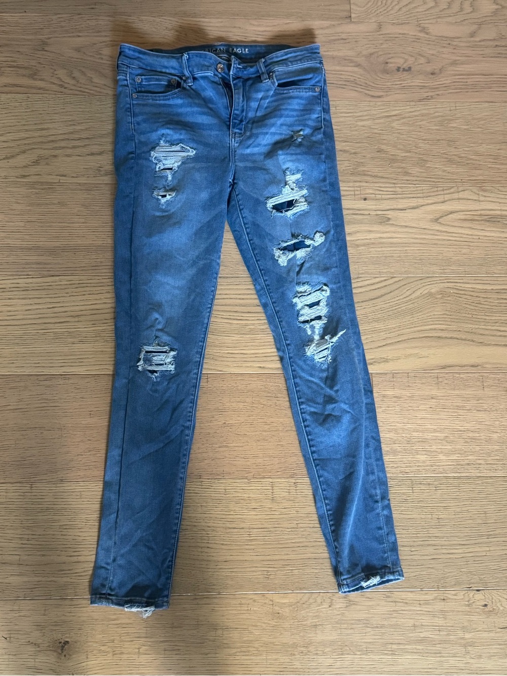 American Eagle Outfitters Women's Distressed high rise jeggings size 10 long